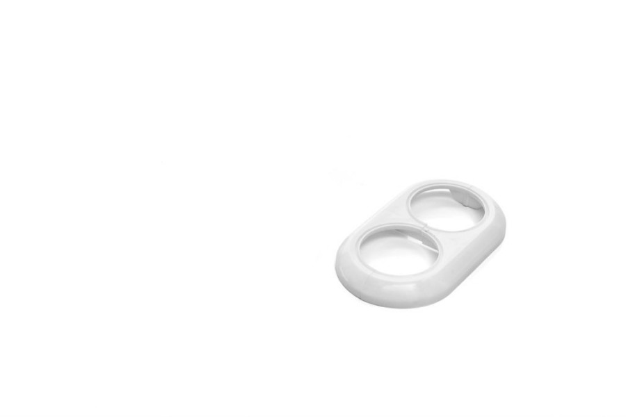 Rámeček dvojité krytky bílý, rozteč 50 mm