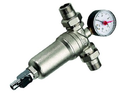 TIEMME odkalovací filtr s manometrem, se šroubením a mosazným tělem 3/4