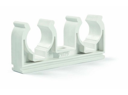 Plastová příchytka měděných trubek, dvojitá BEZ závitu 2 x 15 mm