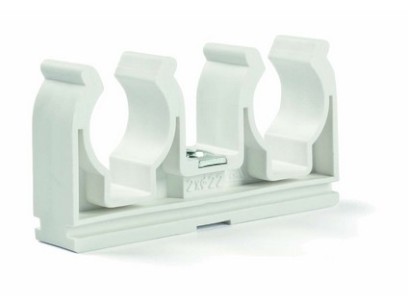 Plastová příchytka měděných trubek, dvojitá se závitem M6,  2 x 22 mm